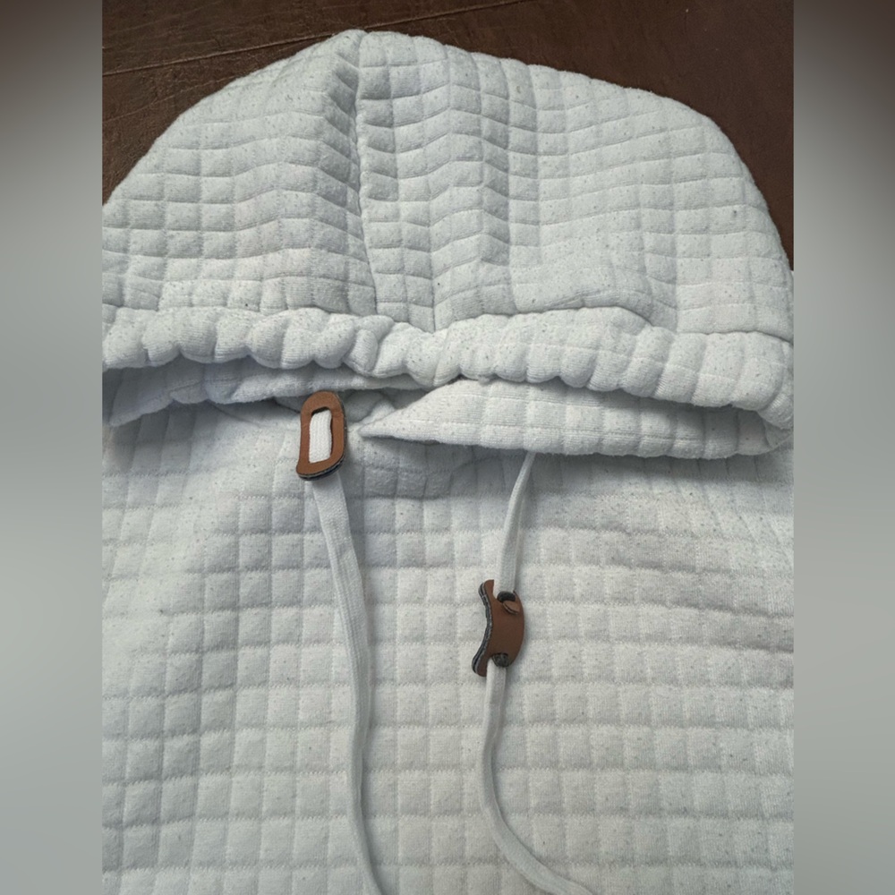 Vogue Men’s White pullover hoodie waffle style size Large Textured Hoodie - Picture 8 of 11